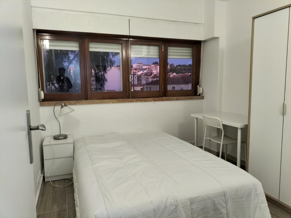 Retreat View Tagu River Lisboa 外观 照片