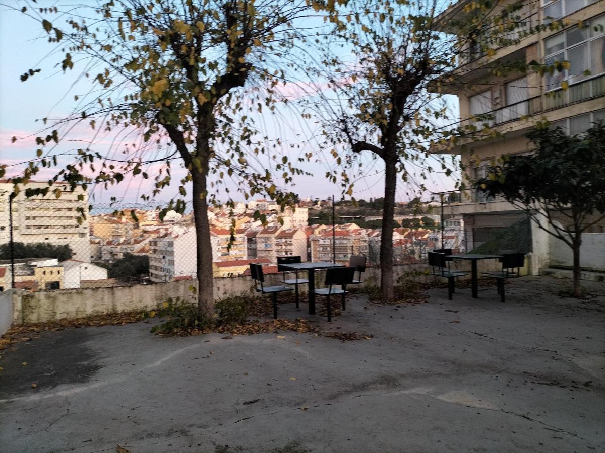 Retreat View Tagu River Lisboa 外观 照片